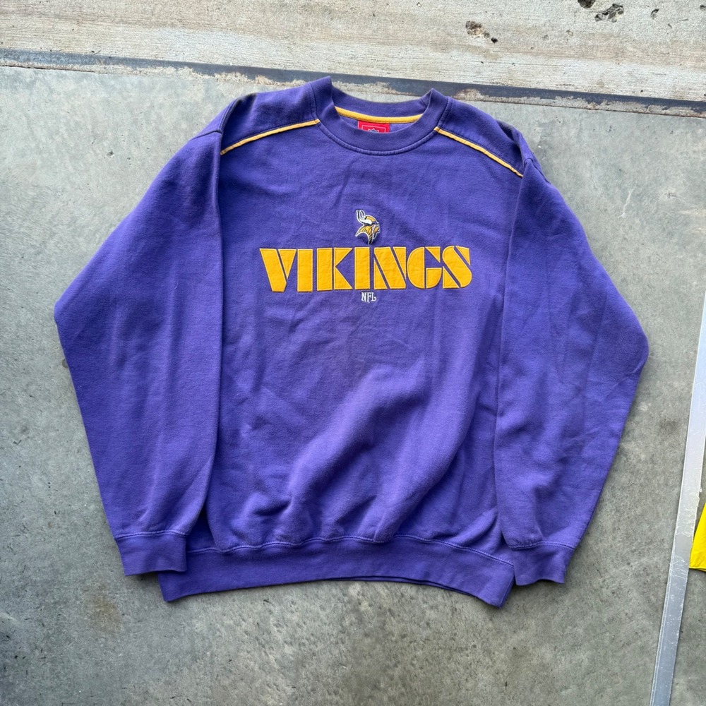 Vintage NFL Minnesota Vikings Sweatshirt Purple Embroidered Spellout Mens L